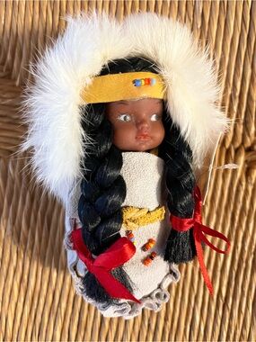 Vintage Canadian Native Art Eskimo Doll Papoose Souvenir Quebec Handmade